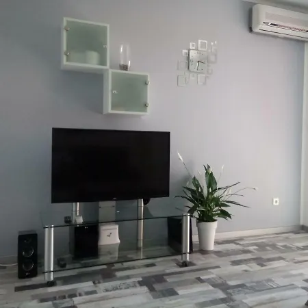 Apartament 4 You